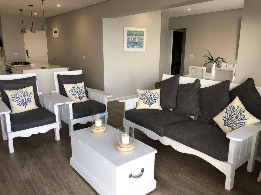 The Quarter Deck Appartamento Sheffield Beach Esterno foto
